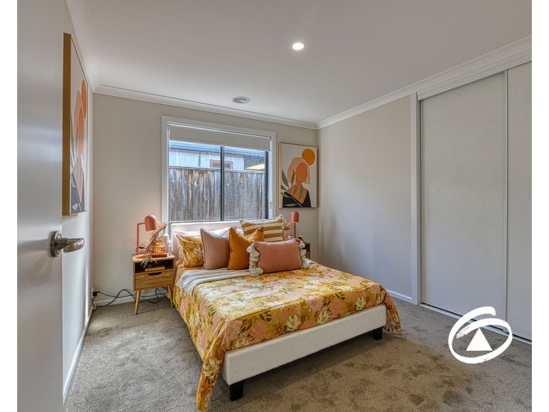 16 Marquis Court, Pakenham VIC 3810