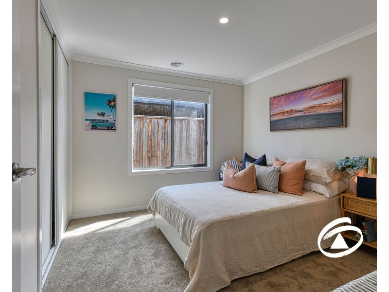 16 Marquis Court, Pakenham VIC 3810