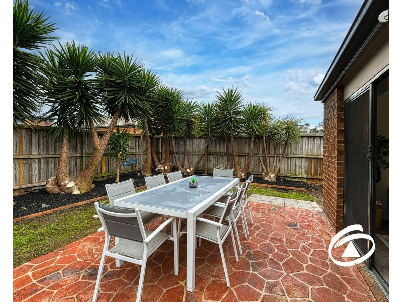 16 Marquis Court, Pakenham VIC 3810