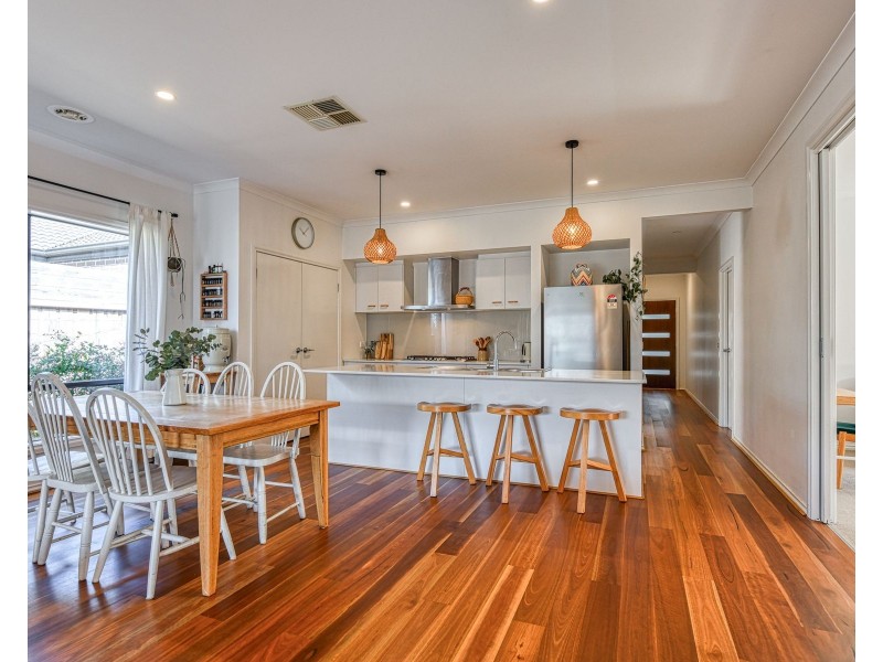 21 Brooklyn Street, Officer VIC 3809