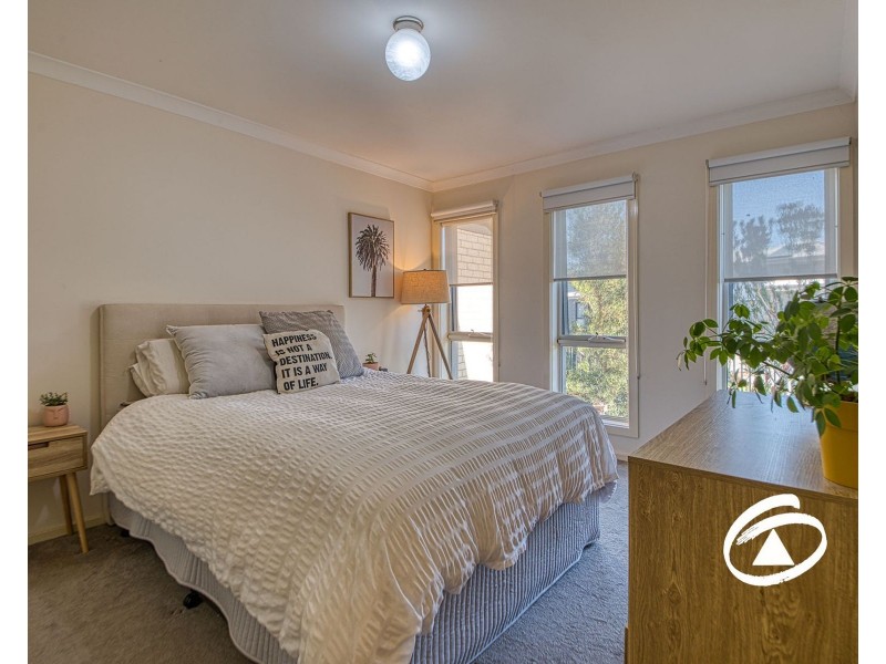 9 Turquoise Walk, Officer VIC 3809