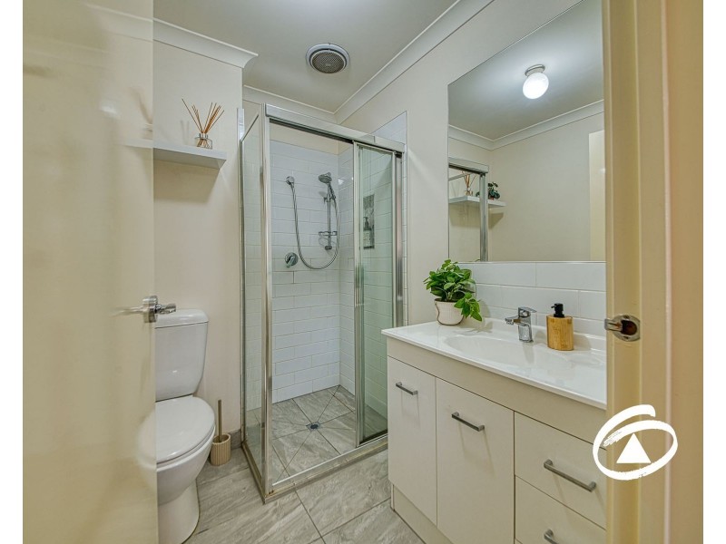 9 Turquoise Walk, Officer VIC 3809