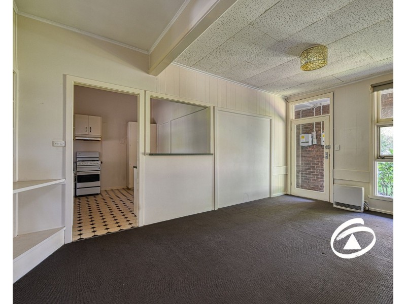 4 Turramurra Road, Maryknoll VIC 3812