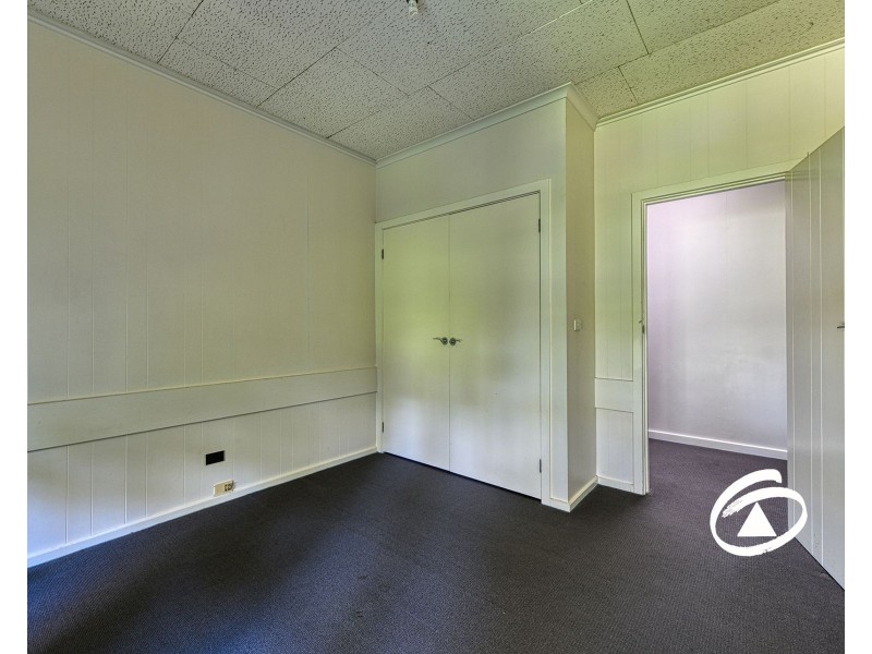 4 Turramurra Road, Maryknoll VIC 3812