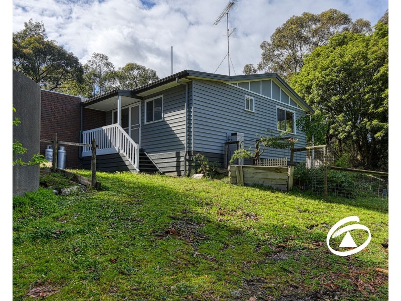 4 Turramurra Road, Maryknoll VIC 3812