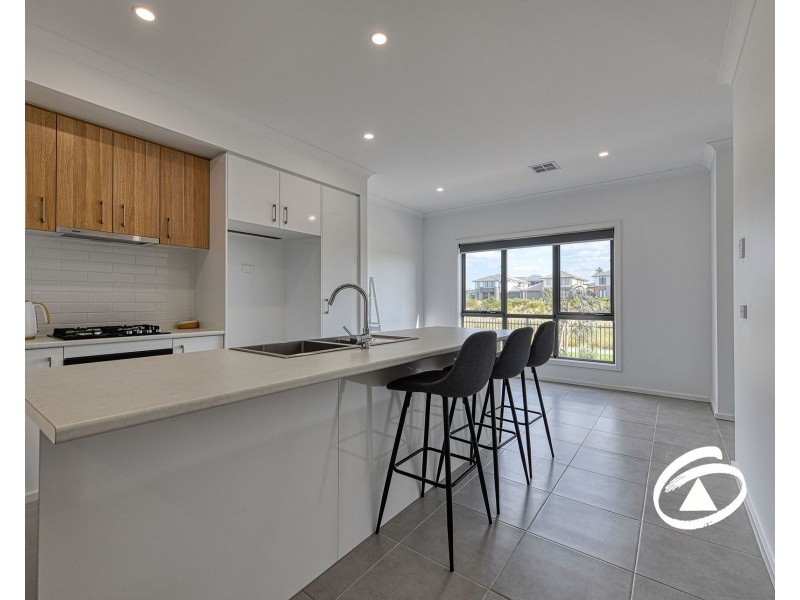 9 Delosperma Mews, Clyde VIC 3978