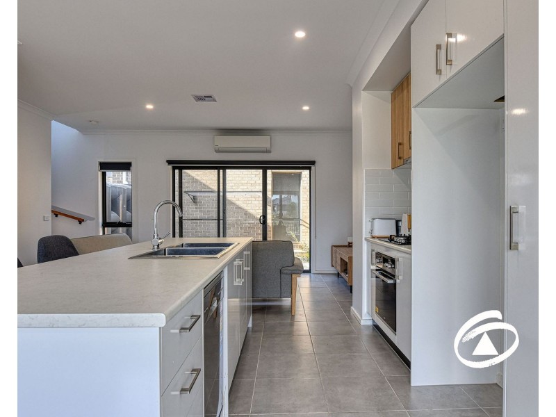 9 Delosperma Mews, Clyde VIC 3978