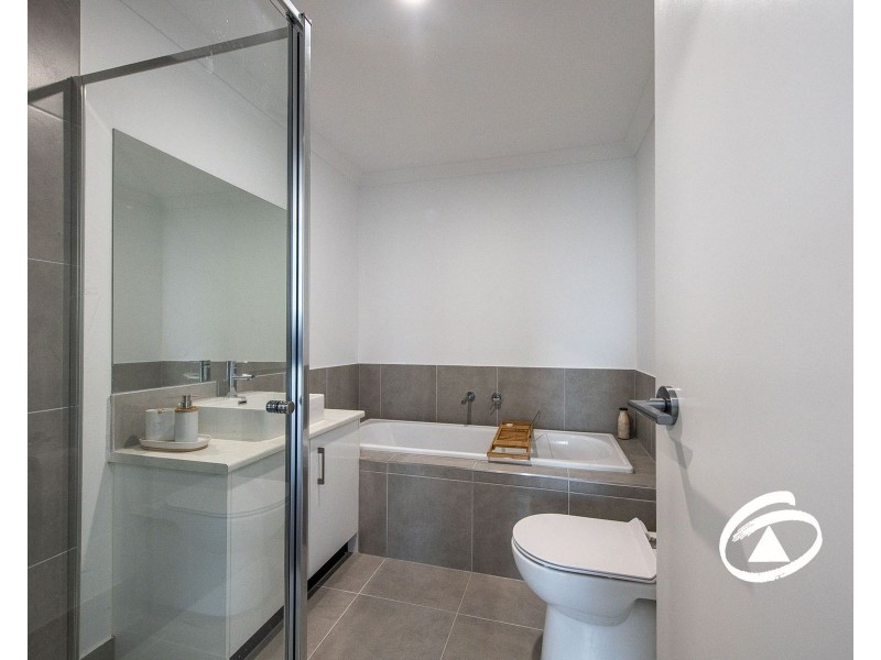 9 Delosperma Mews, Clyde VIC 3978