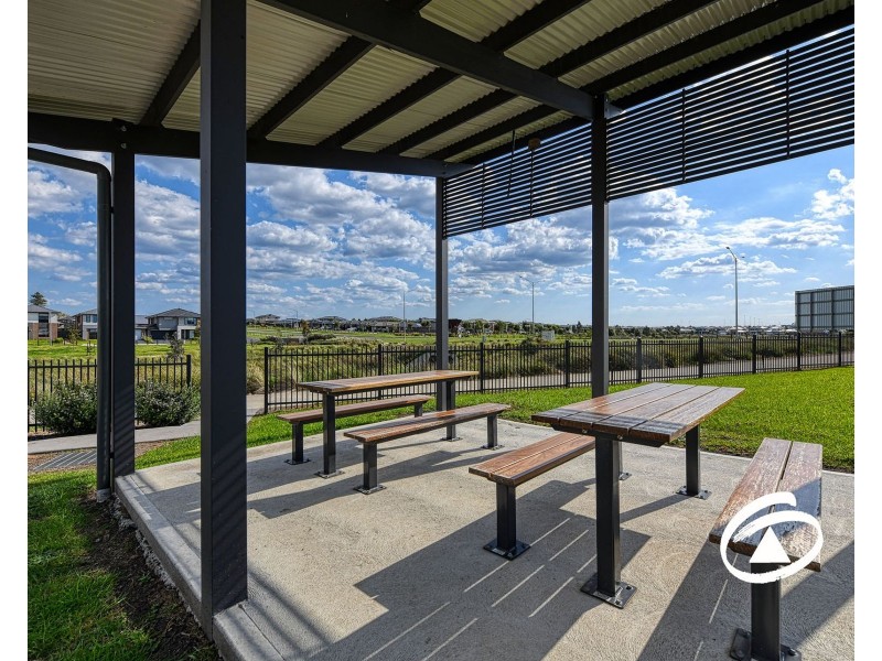 9 Delosperma Mews, Clyde VIC 3978