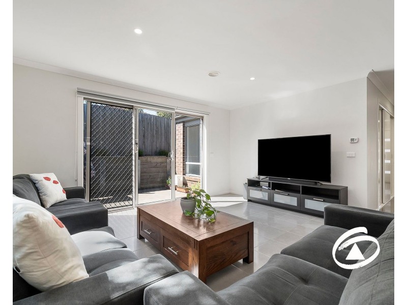 4/5 Spencer Place, Pakenham VIC 3810