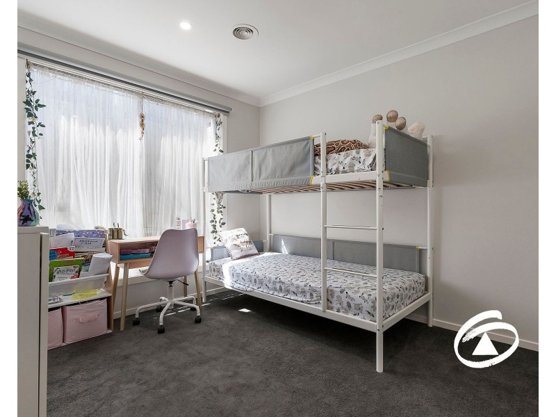 4/5 Spencer Place, Pakenham VIC 3810