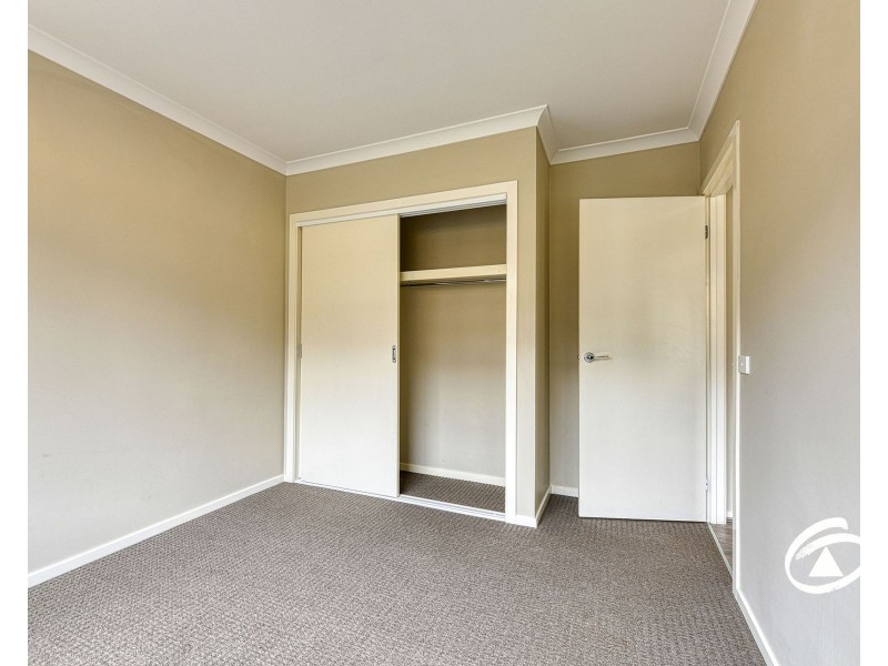 40 Bonneville Parade, Pakenham VIC 3810