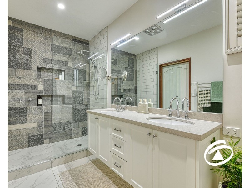 89 Old Gembrook Road, Pakenham Upper VIC 3810