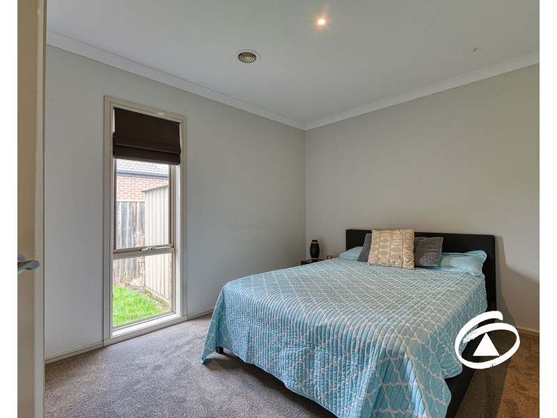 7 Mikasa Place, Pakenham VIC 3810