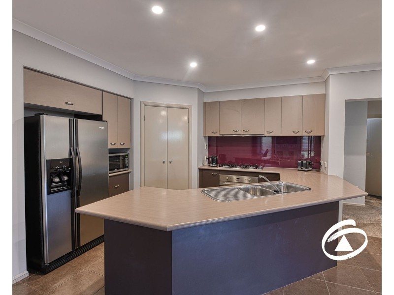 7 Mikasa Place, Pakenham VIC 3810