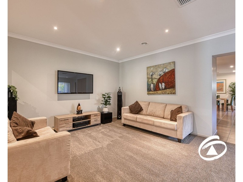 7 Mikasa Place, Pakenham VIC 3810