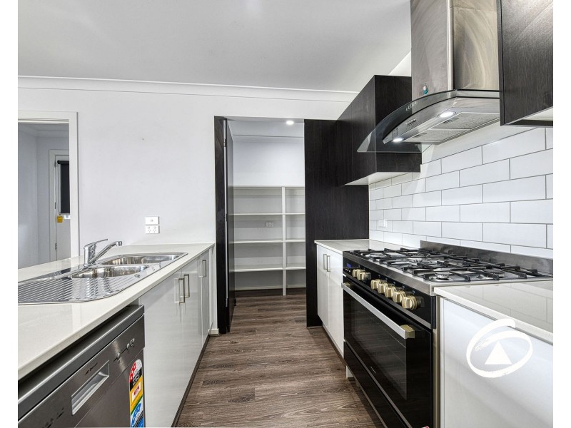 5 Ethan Court, Pakenham VIC 3810