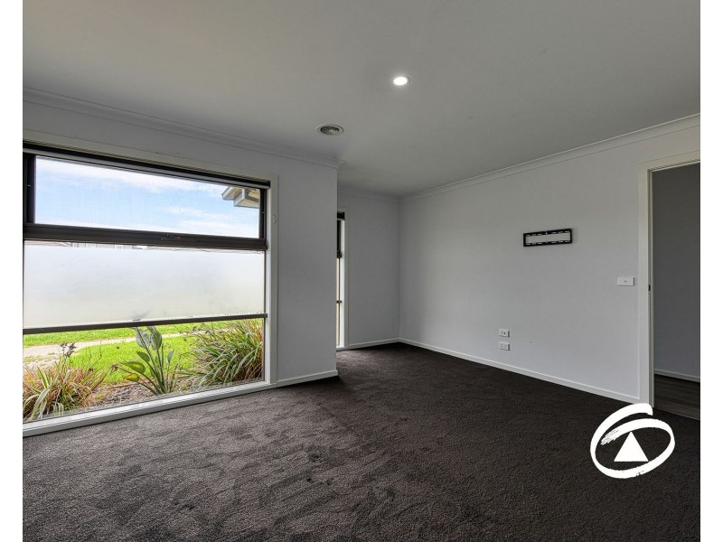 5 Ethan Court, Pakenham VIC 3810