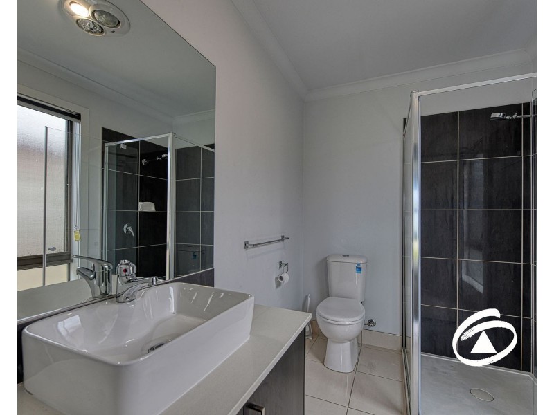 5 Ethan Court, Pakenham VIC 3810