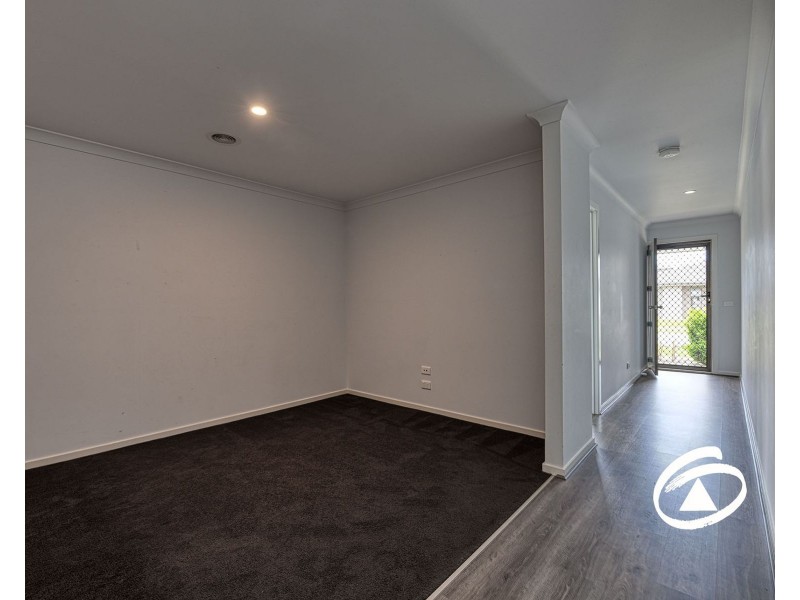 5 Ethan Court, Pakenham VIC 3810