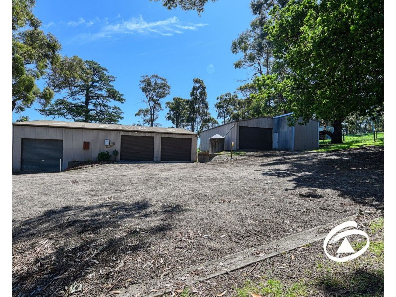 337 Railway Avenue, Garfield VIC 3814
