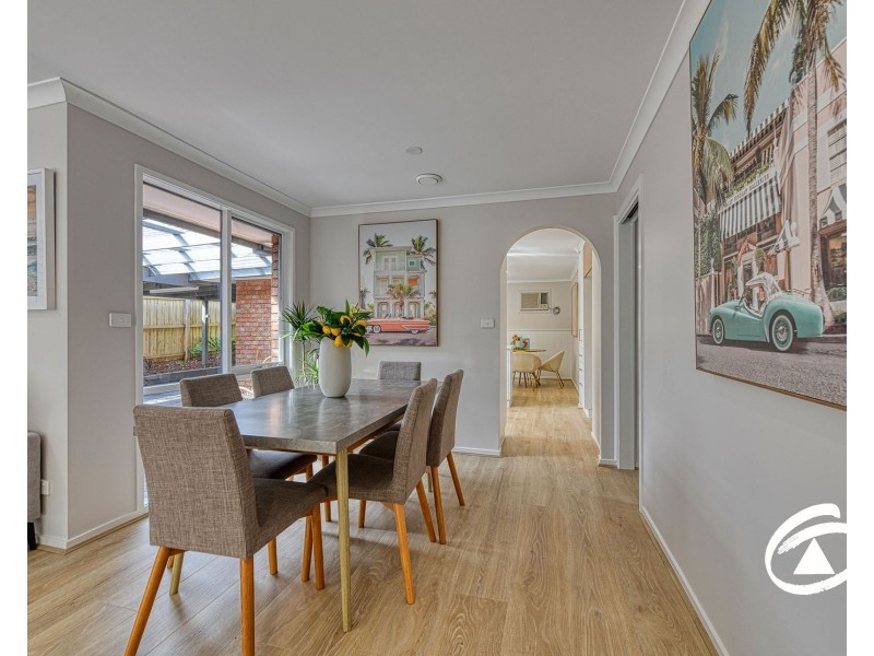 68 Lake View Drive, Narre Warren South VIC 3805