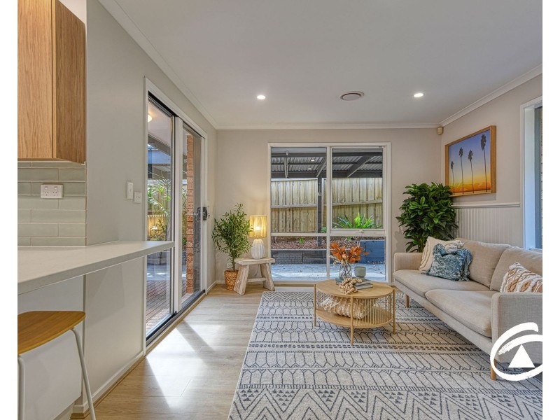 68 Lake View Drive, Narre Warren South VIC 3805