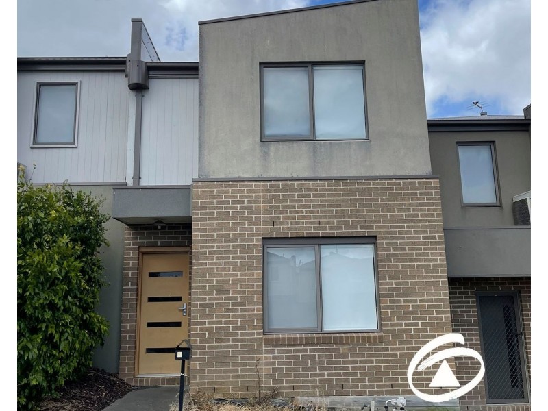 41/23 Atlantic Drive, Pakenham VIC 3810