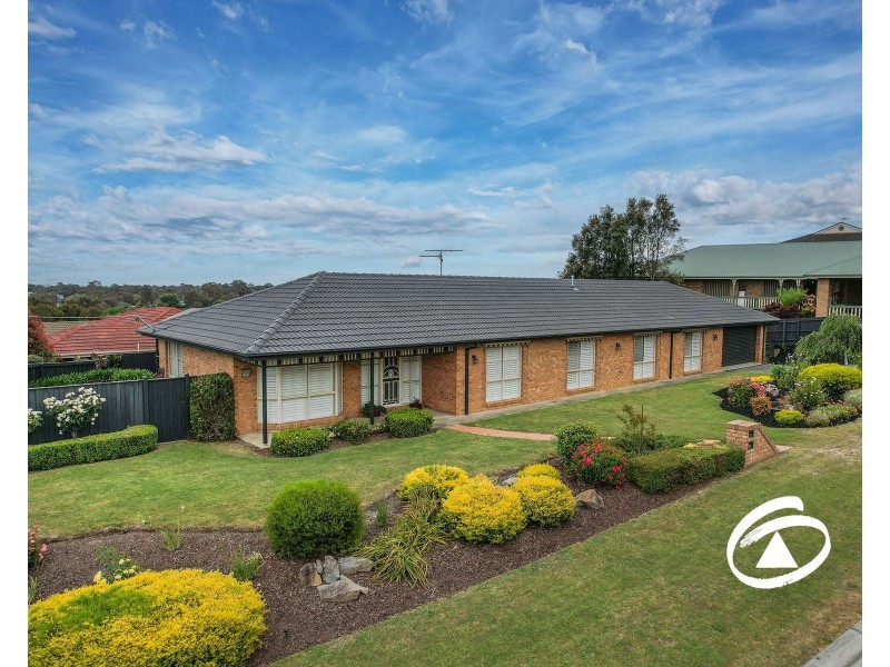 73 Eagle Drive, Pakenham VIC 3810