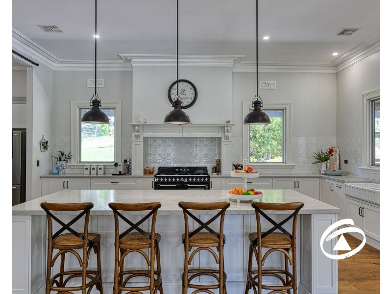 945 Toomuc Valley Road, Pakenham Upper VIC 3810