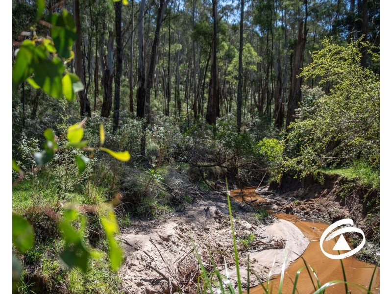 945 Toomuc Valley Road, Pakenham Upper VIC 3810