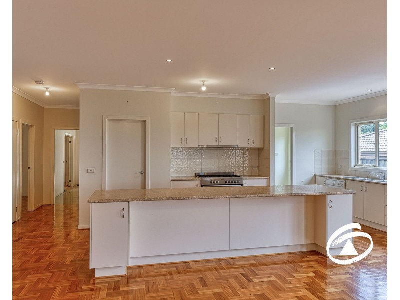 21 Victoria Place, Pakenham VIC 3810