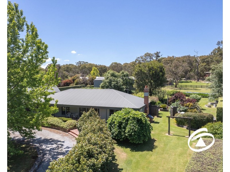 14 Baroona Road, Maryknoll VIC 3812