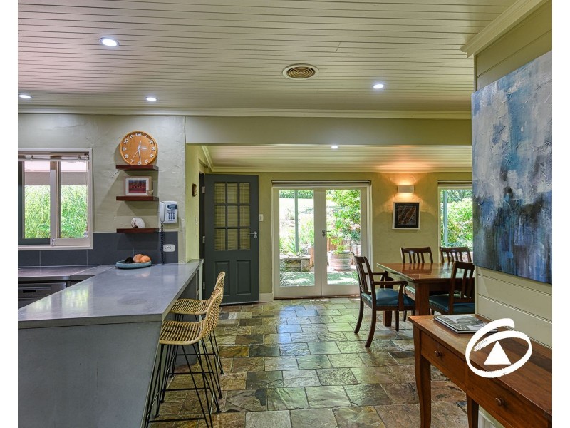 14 Baroona Road, Maryknoll VIC 3812