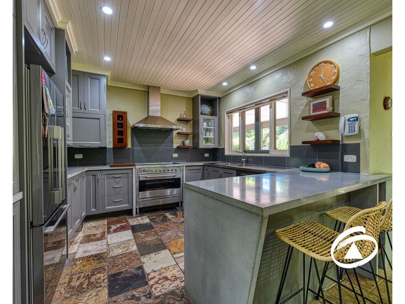 14 Baroona Road, Maryknoll VIC 3812