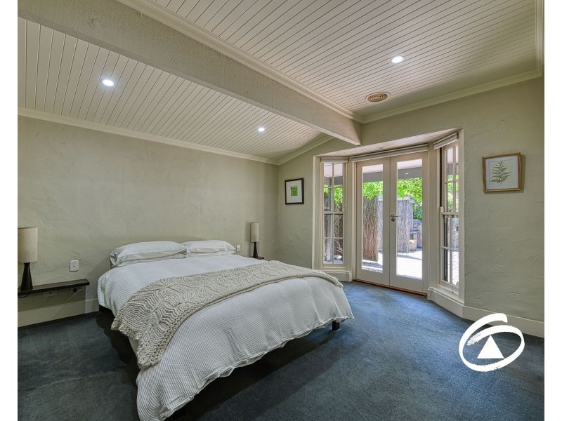 14 Baroona Road, Maryknoll VIC 3812