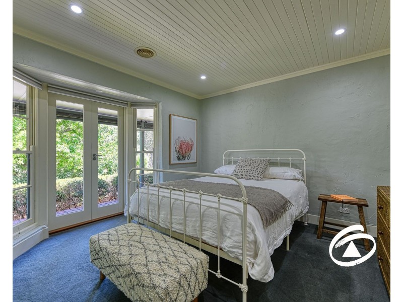 14 Baroona Road, Maryknoll VIC 3812