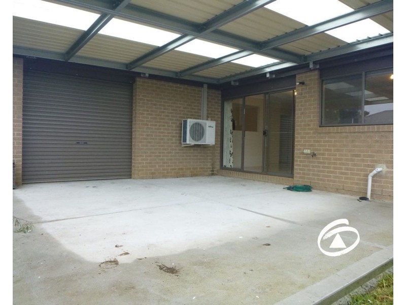 1 Doonie Way, Pakenham VIC 3810