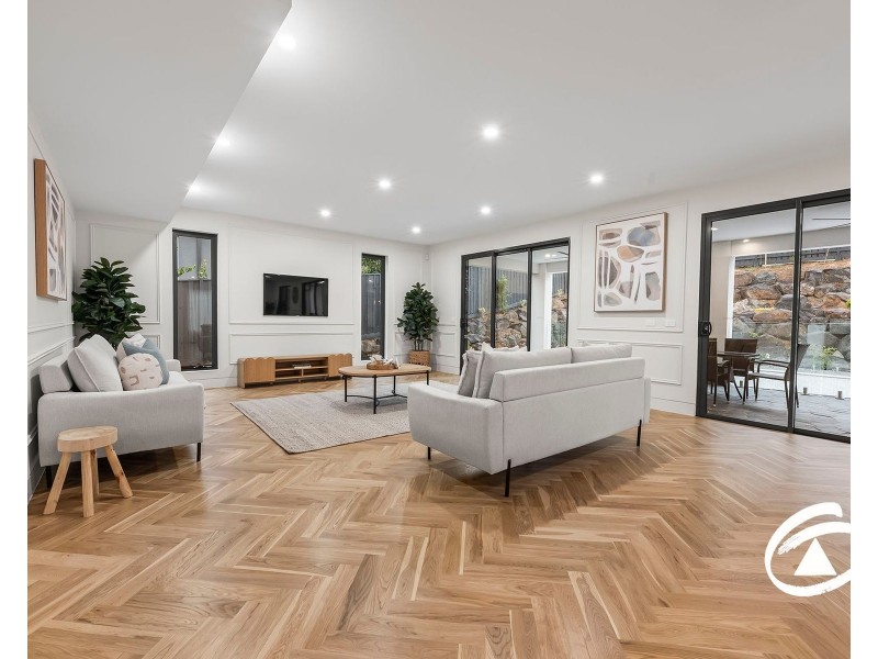 31 Eastbourne Crescent, Officer VIC 3809