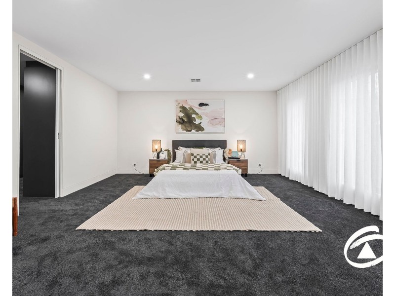 31 Eastbourne Crescent, Officer VIC 3809