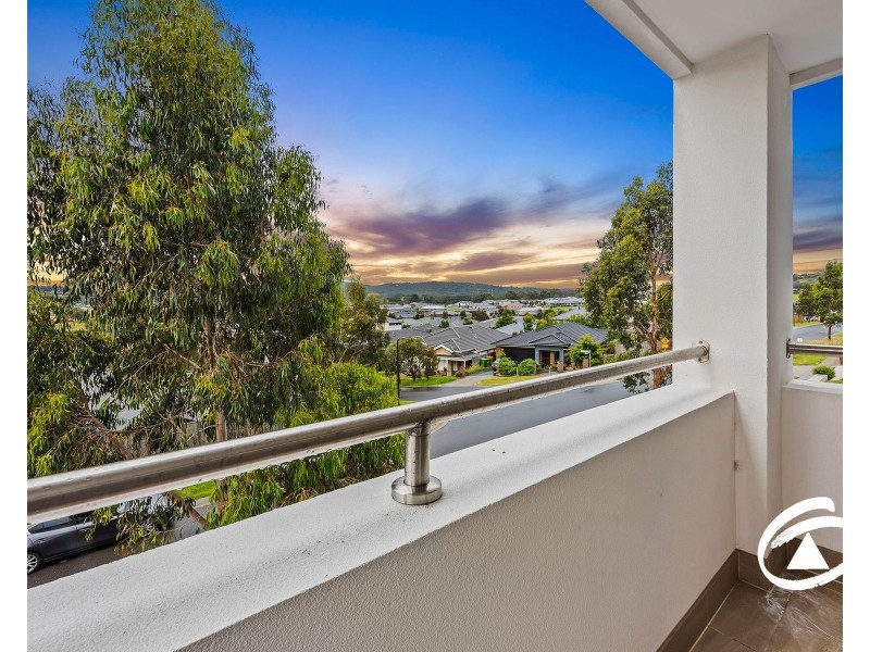 31 Eastbourne Crescent, Officer VIC 3809