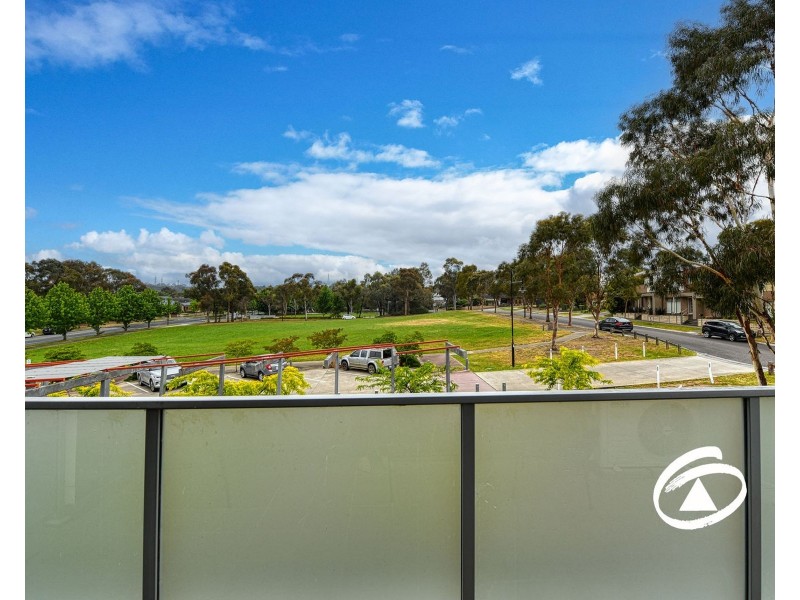 106/4 Pacific Promenade, Pakenham VIC 3810