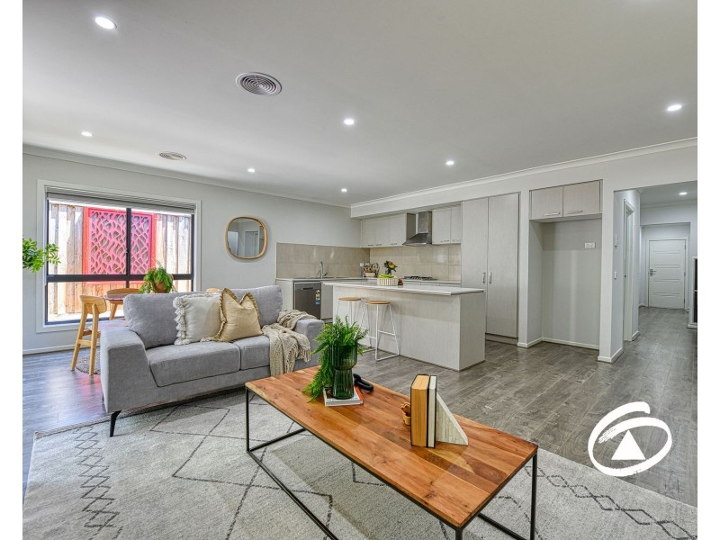 8 Statesman Close, Beaconsfield VIC 3807