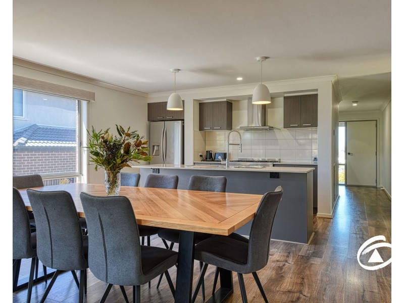 30 Tahoe Circuit, Pakenham VIC 3810