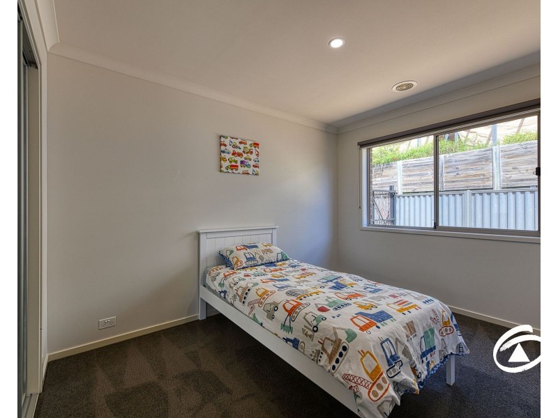 30 Tahoe Circuit, Pakenham VIC 3810