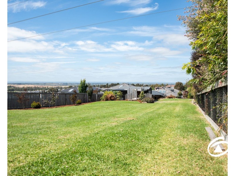 30 Tahoe Circuit, Pakenham VIC 3810