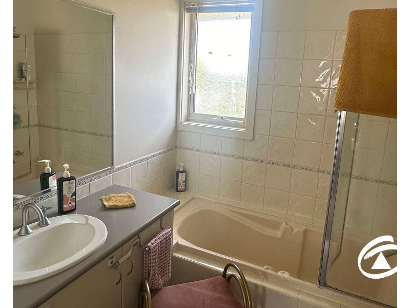 4/31 Princes Highway, Pakenham VIC 3810