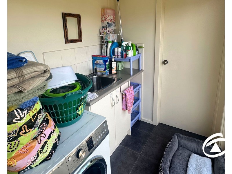 4/31 Princes Highway, Pakenham VIC 3810