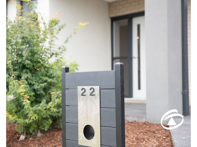 22 Bronnie Street, Clyde North VIC 3978