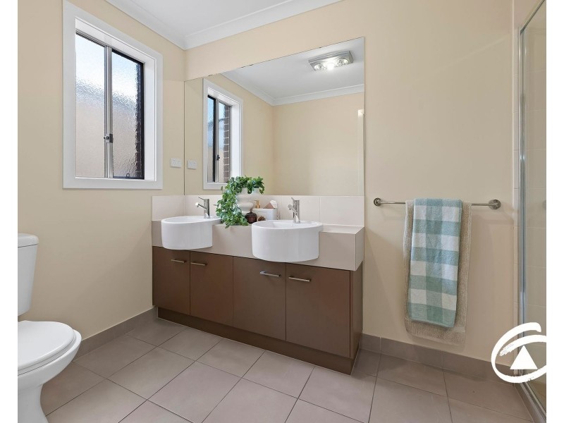 20 Shakespeare Grove, Officer VIC 3809